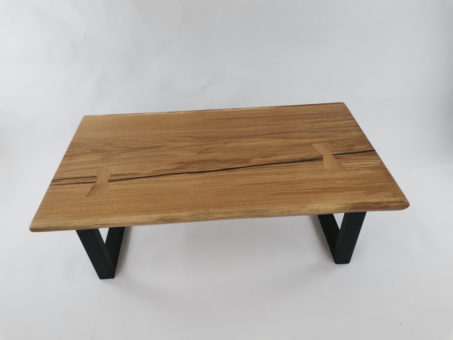 stolik-kawowy-drewniany-debowy-lite-drewno-monolit-lakierowany-rekodzielo