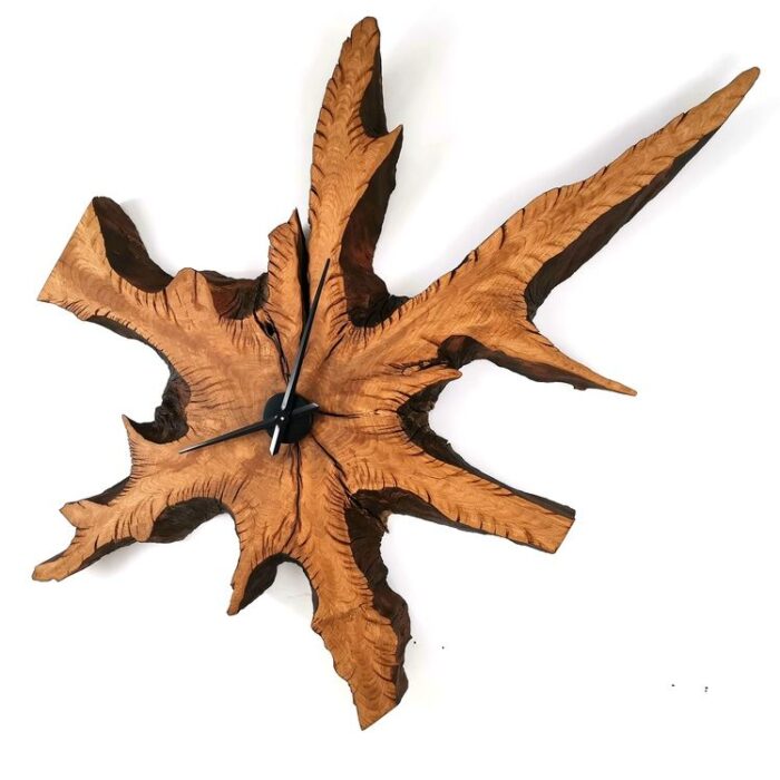 zegar-scienny-z-litego-drewna-korzenia-debowego-rekodzielo-unikat-na-zamowienie