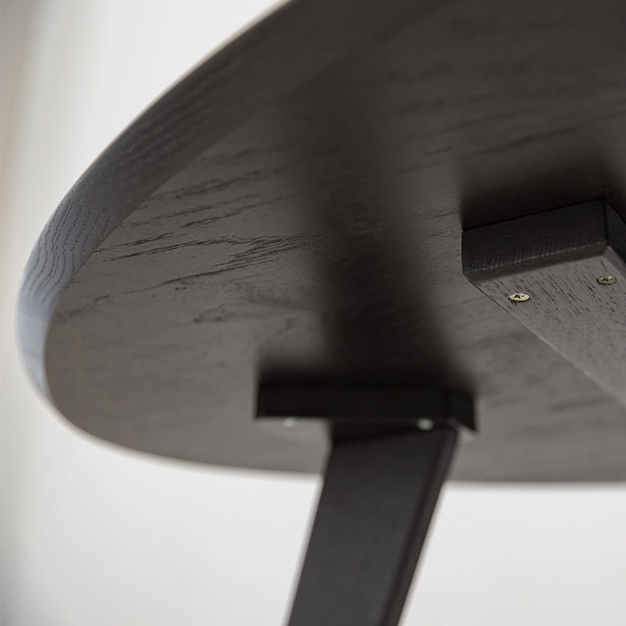 stolik-kawowy-orbetello-z-litego-drewna-loftowy-modernistyczny-olejowany-dab-czarny (9)