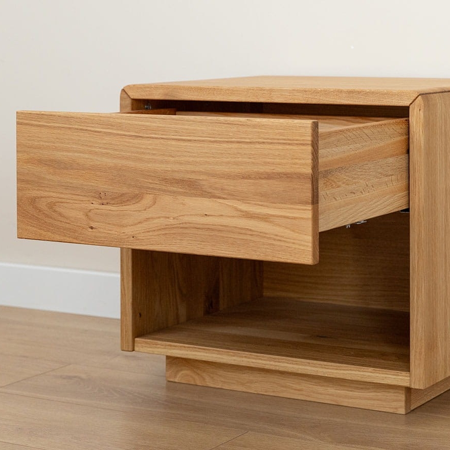 szafka-nocna-drewniana-debowy-sen-tossa-stolik-nocny-lite-drewno-debowe-1-szuflada (8)