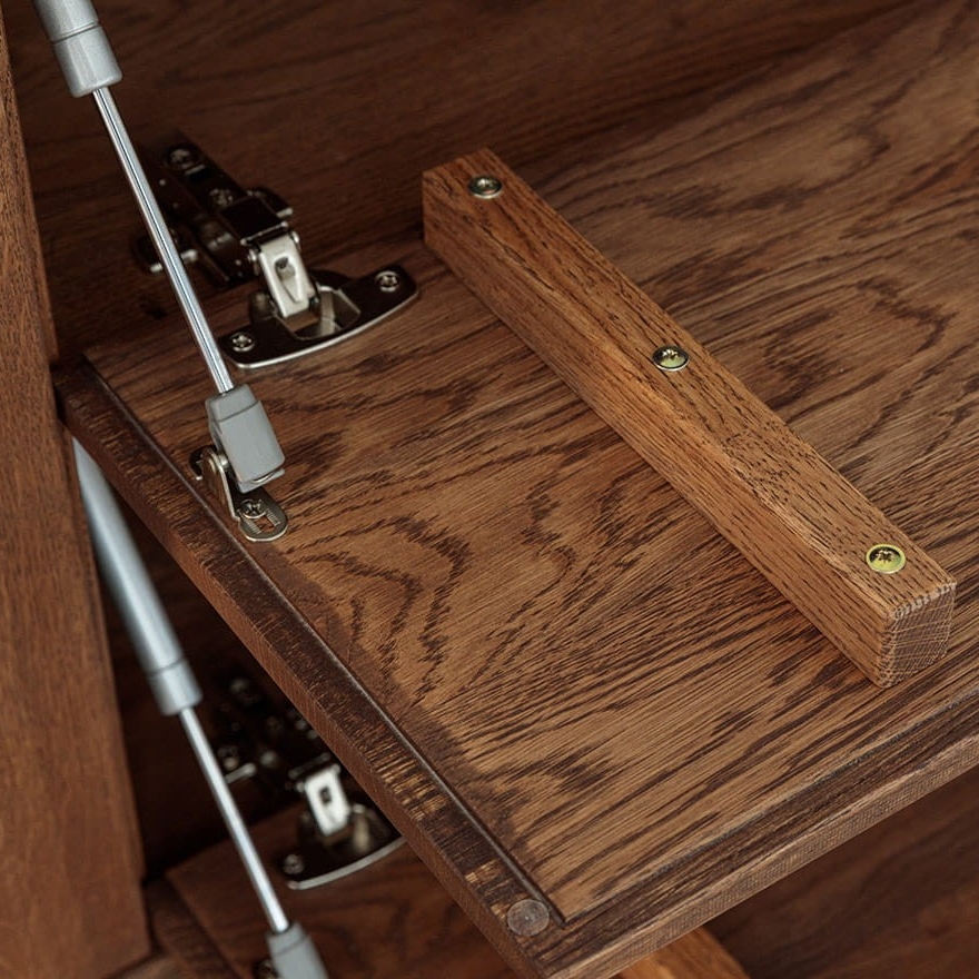 szafka-rtv-komoda-drewniana-collodi-tabacco-z-litego-drewna-dzikiego-debu-olejowana-przeszklona-nowoczesna (18)