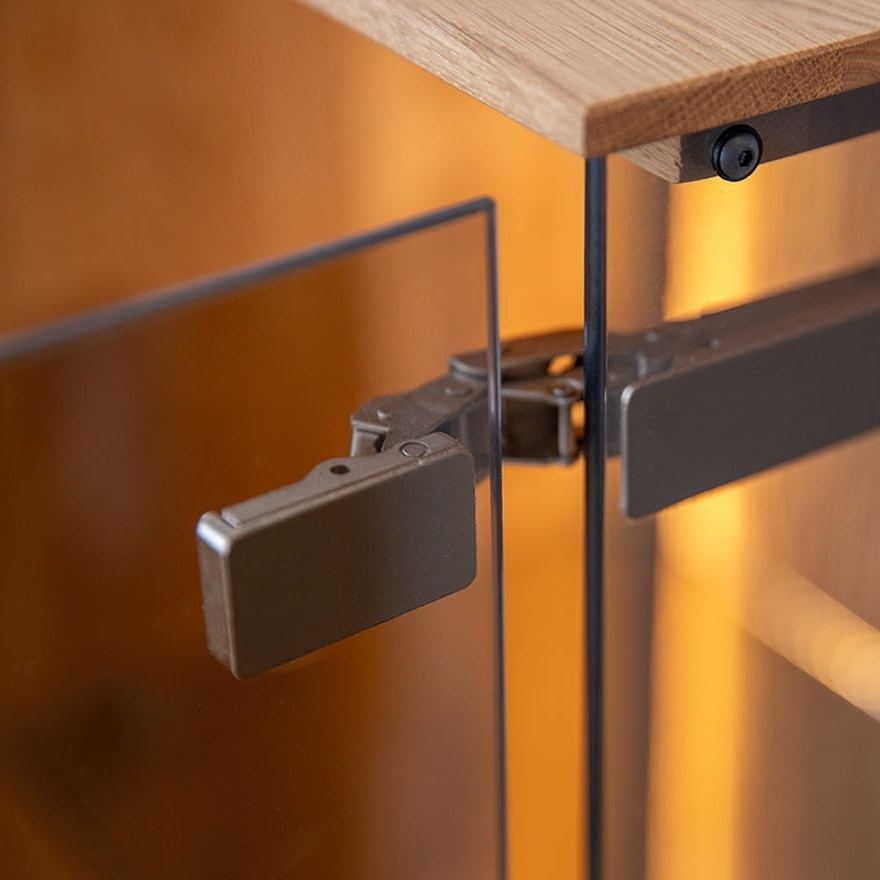 witryna-drewniana-3-skrzydlowa-collodi-kredens-lite-drewno-debowe-olejowane-nowoczesna (10)