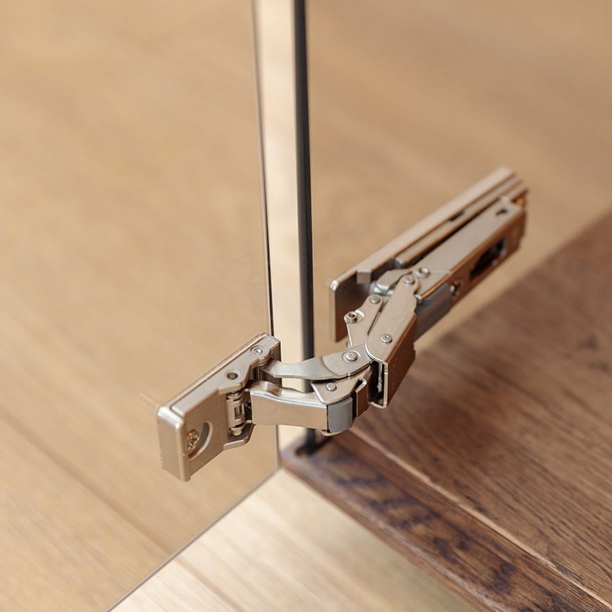 witryna-drewniana-3-skrzydlowa-collodi-tabacco-kredens-lite-drewno-debowe-olejowane-modernistyczna (13)